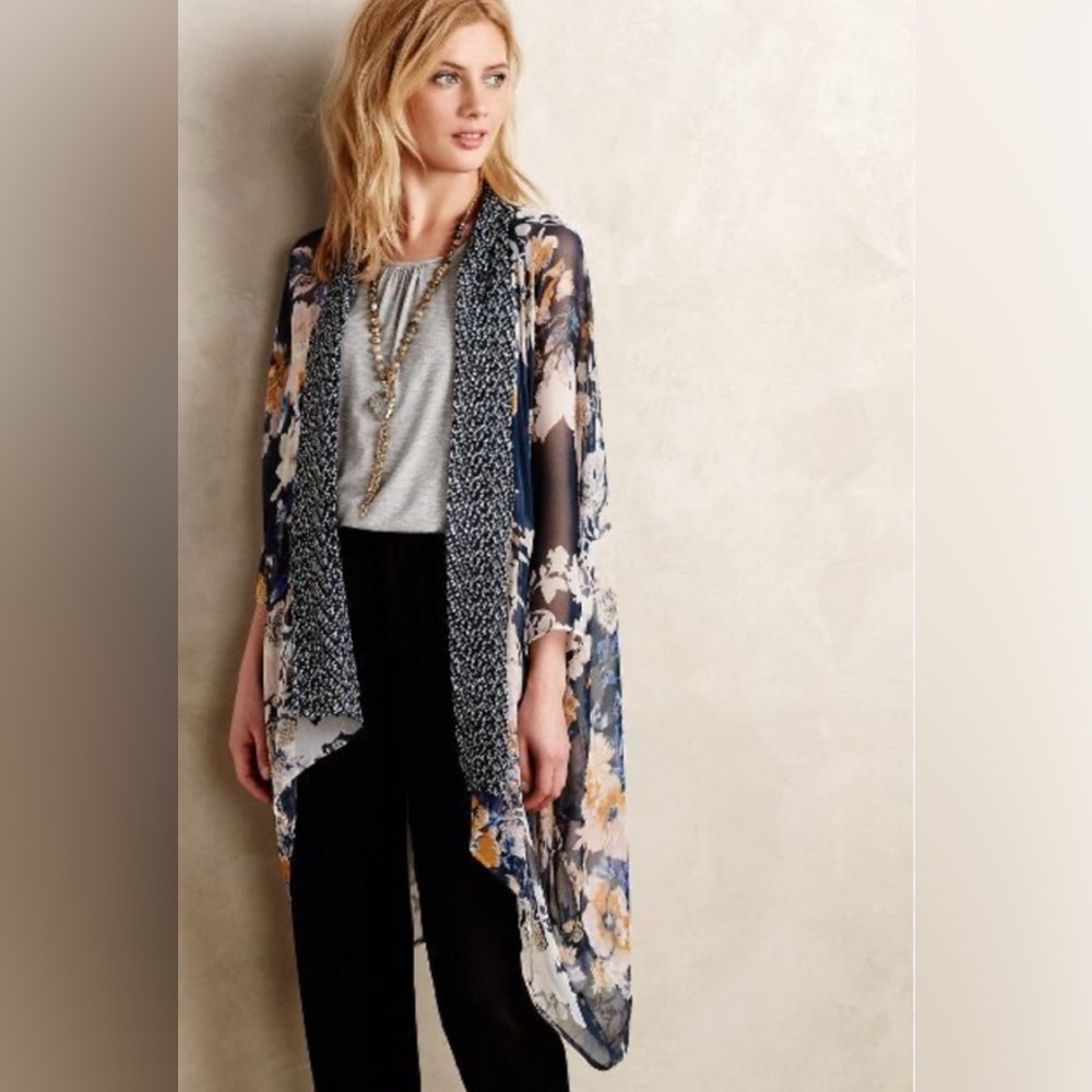 Anthropologie floral kimono